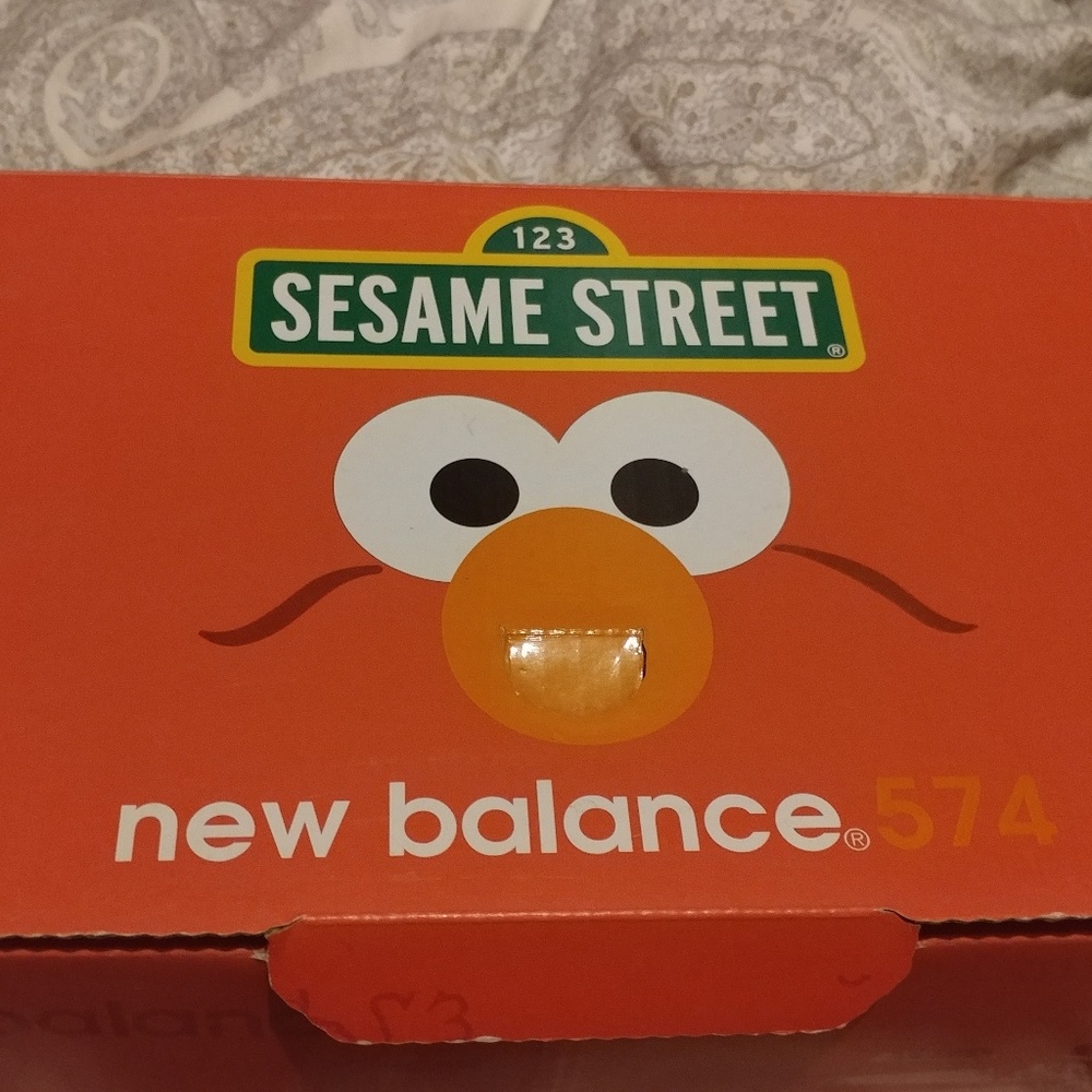 *SOLD* Elmo New Balance Shoes size 7Y